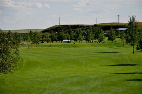 three hills golf course